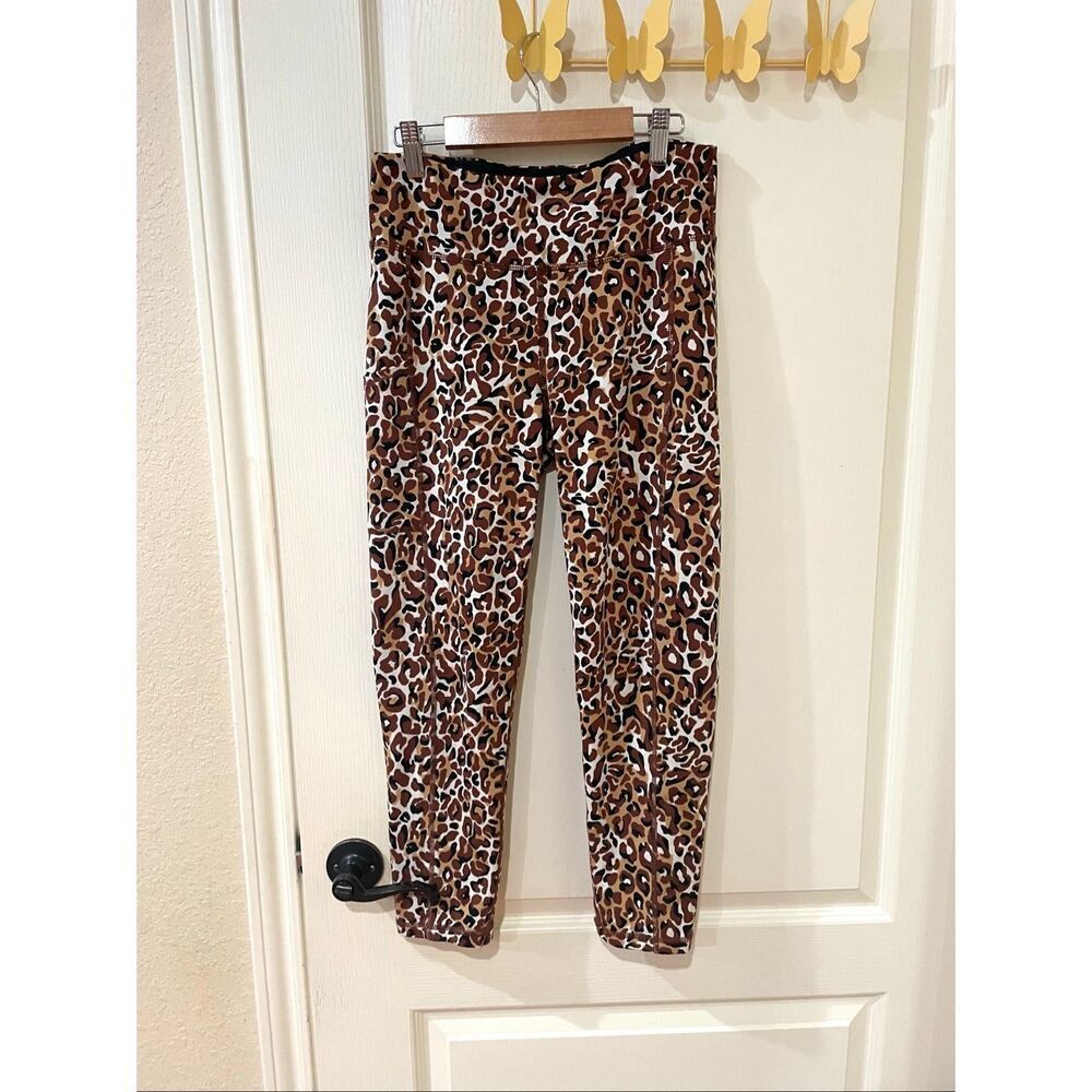 Lilly Pulitzer Luxletic® Weekender leggings in the 'My Favorite Spot Choc Onyx'